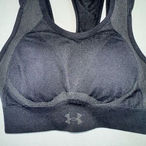 Under Armour Vanish Seamless Mid Sports Bra Women's XS Black 1344326 NWT